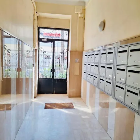 Cozy & Lumineux Proche Apartament