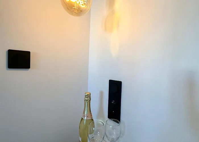 Cozy & Lumineux Proche Apartament *